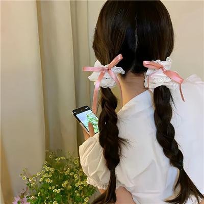 最近，妹妹的样子有点怪